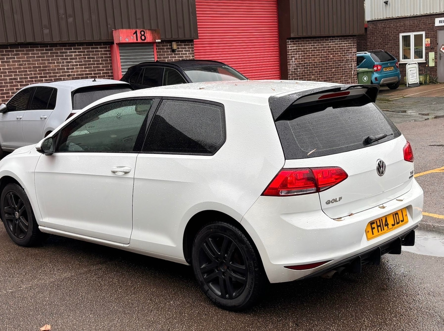 Used Volkswagen Golf 2014 for sale - 76799670: Photo 2