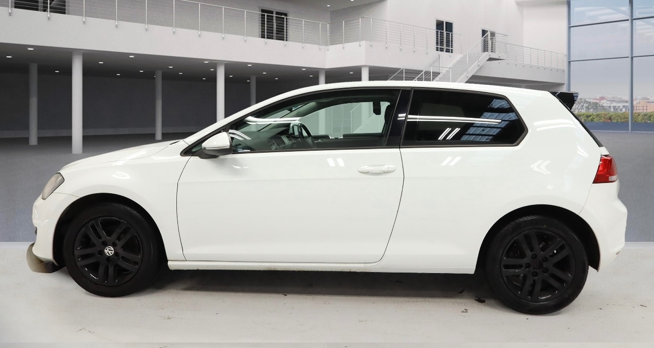 Used Volkswagen Golf 2014 for sale - 76799670: Photo 4