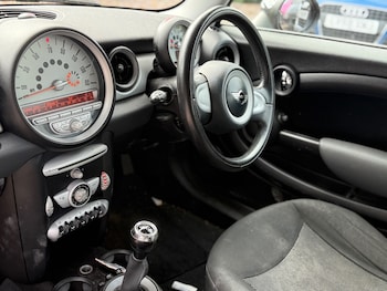 Used MINI Hatch 2009 for sale - 76146854: Photo 3