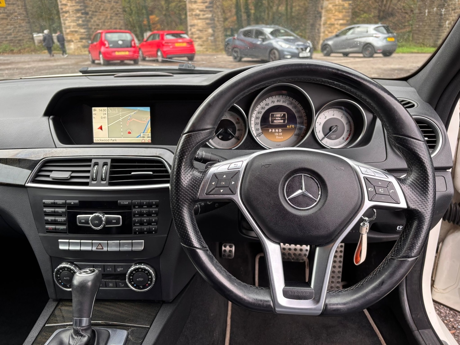 Used Mercedes-Benz C Class 2011 for sale - 76597502: Photo 11