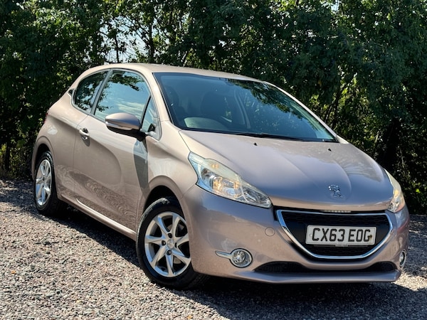 Used Peugeot 208 2013 for sale - 75766619: Photo 1