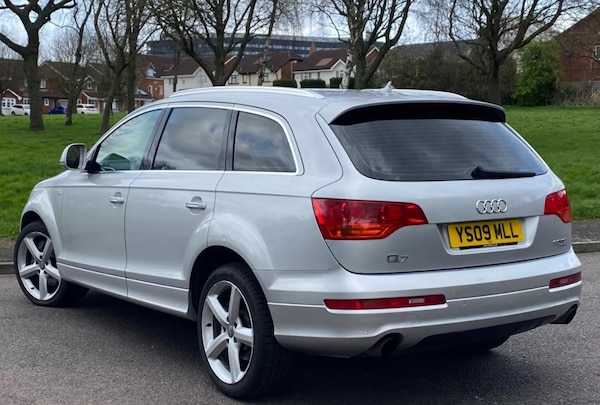 Used Audi Q7 2009 for sale - 75735538: Photo 4