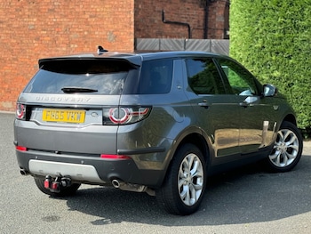 Used Land Rover Discovery Sport 2015 for sale - 79245927: Photo