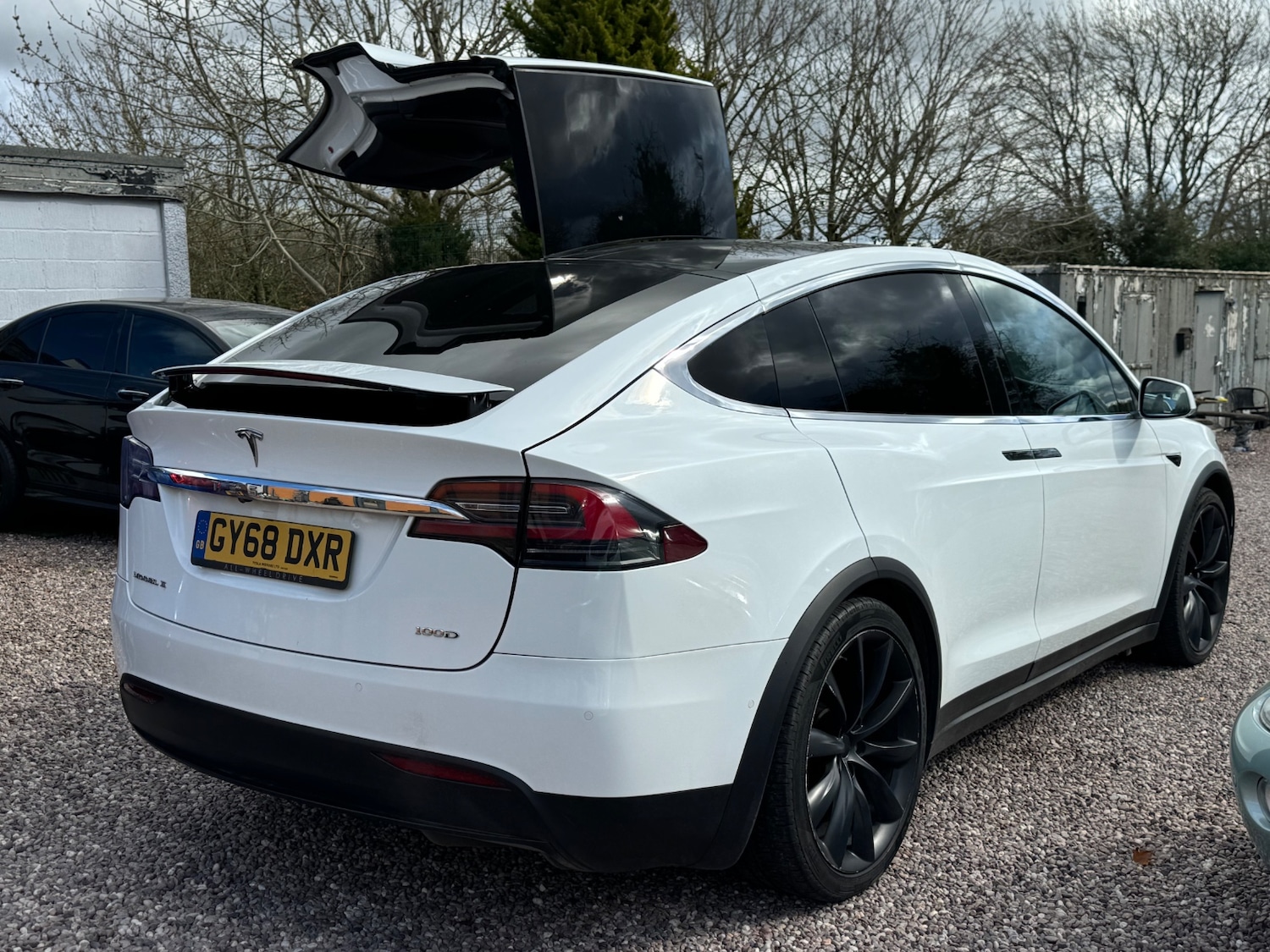 Used Tesla Model X 2018 for sale - 78000425: Photo 2