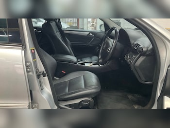 Used Mercedes-Benz C Class 2006 for sale - 77766596: Photo