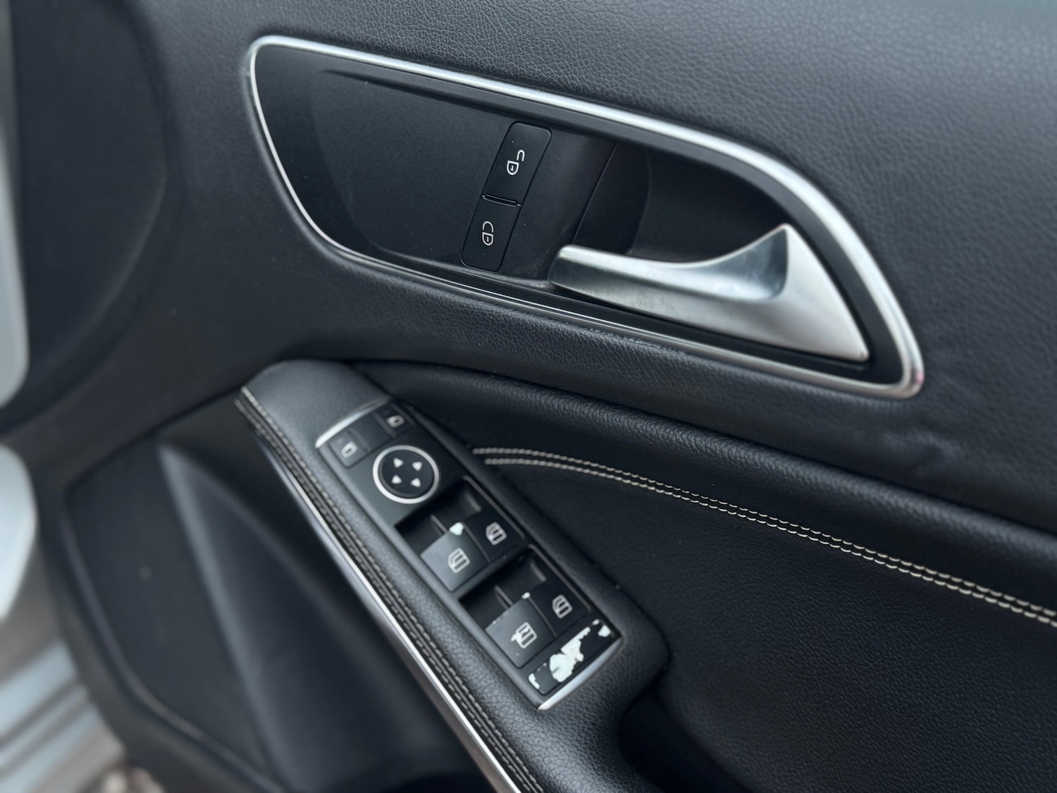 Used Mercedes-Benz A-Class 2015 for sale - 76384835: Photo 13