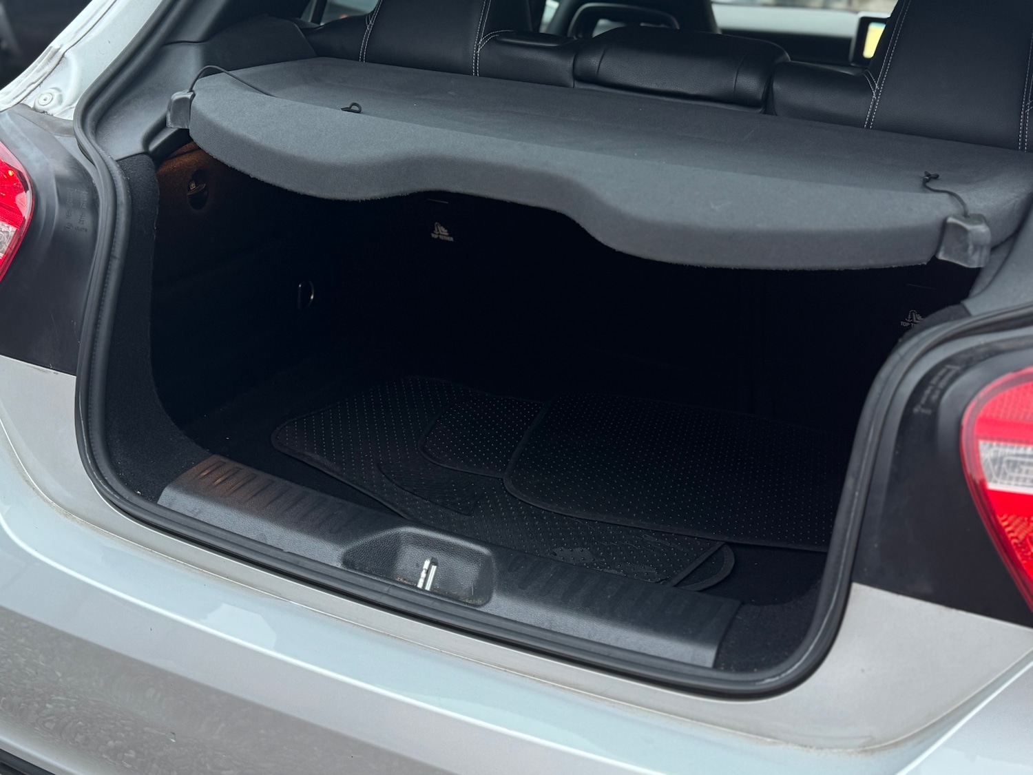 Used Mercedes-Benz A-Class 2015 for sale - 76384835: Photo 18