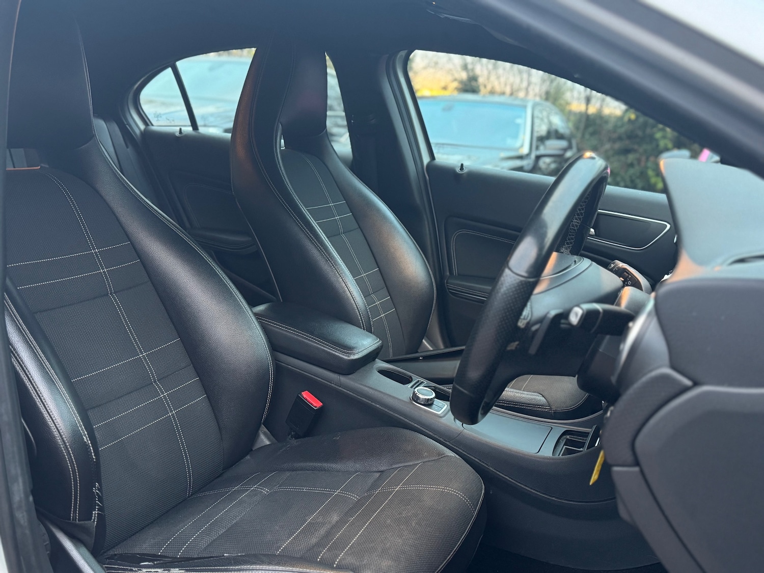 Used Mercedes-Benz A-Class 2015 for sale - 76384835: Photo 5