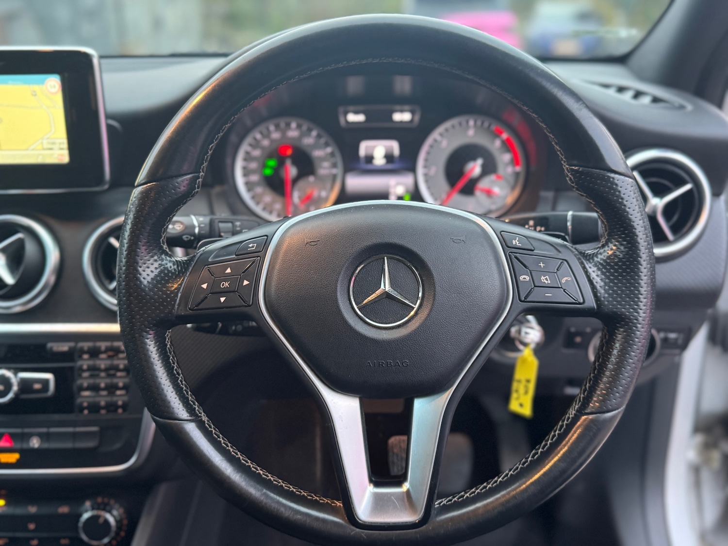 Used Mercedes-Benz A-Class 2015 for sale - 76384835: Photo 7