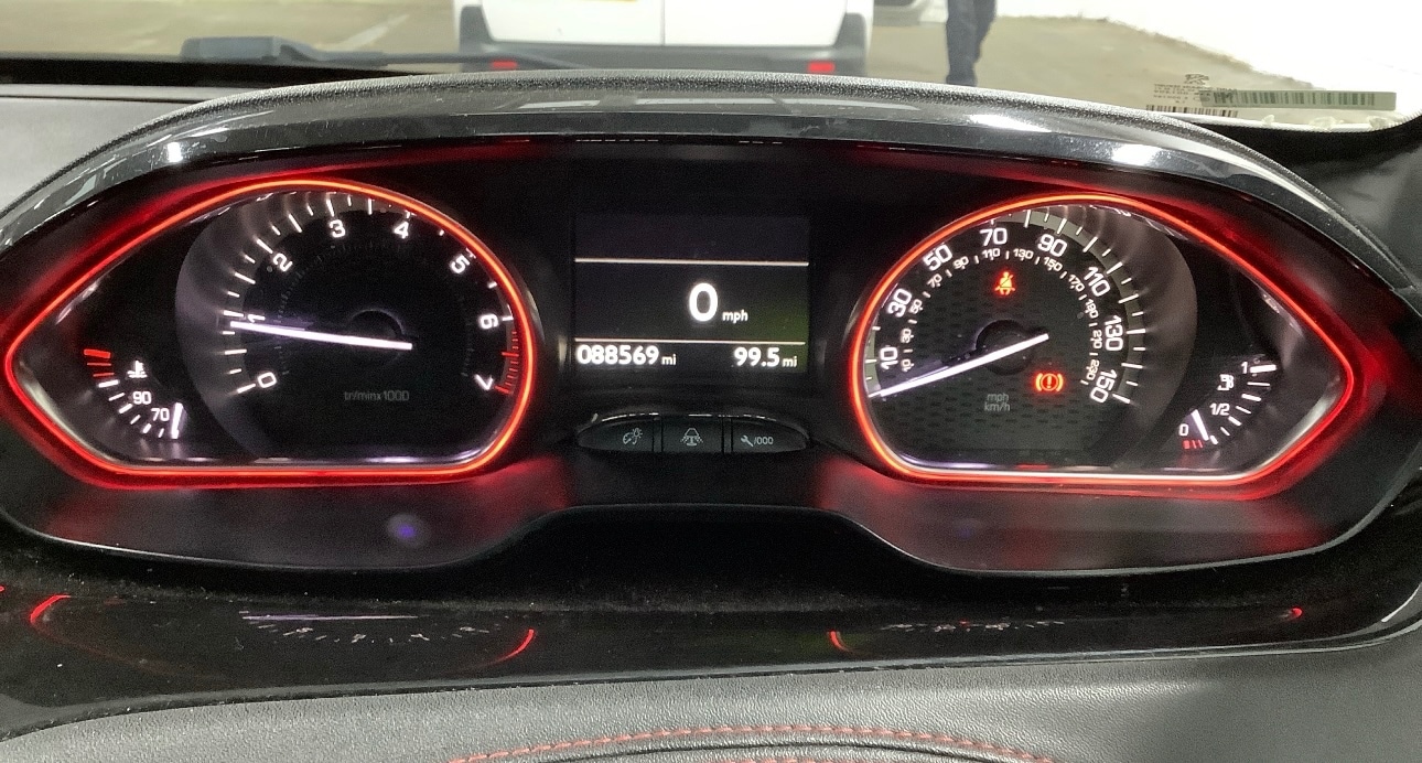 Used Peugeot 208 2014 for sale - 77073399: Photo 11