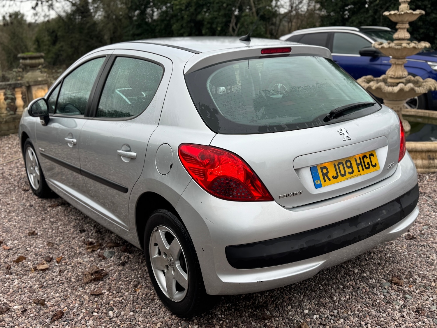 Used Peugeot 207 2009 for sale - 77055054: Photo 2