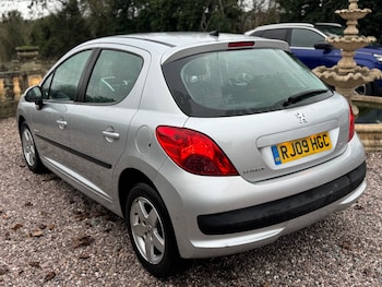 Used Peugeot 207 2009 for sale - 77055054: Photo
