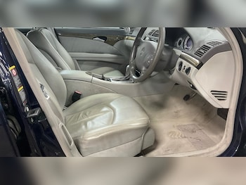 Used Mercedes-Benz E Class 2005 for sale - 78020512: Photo