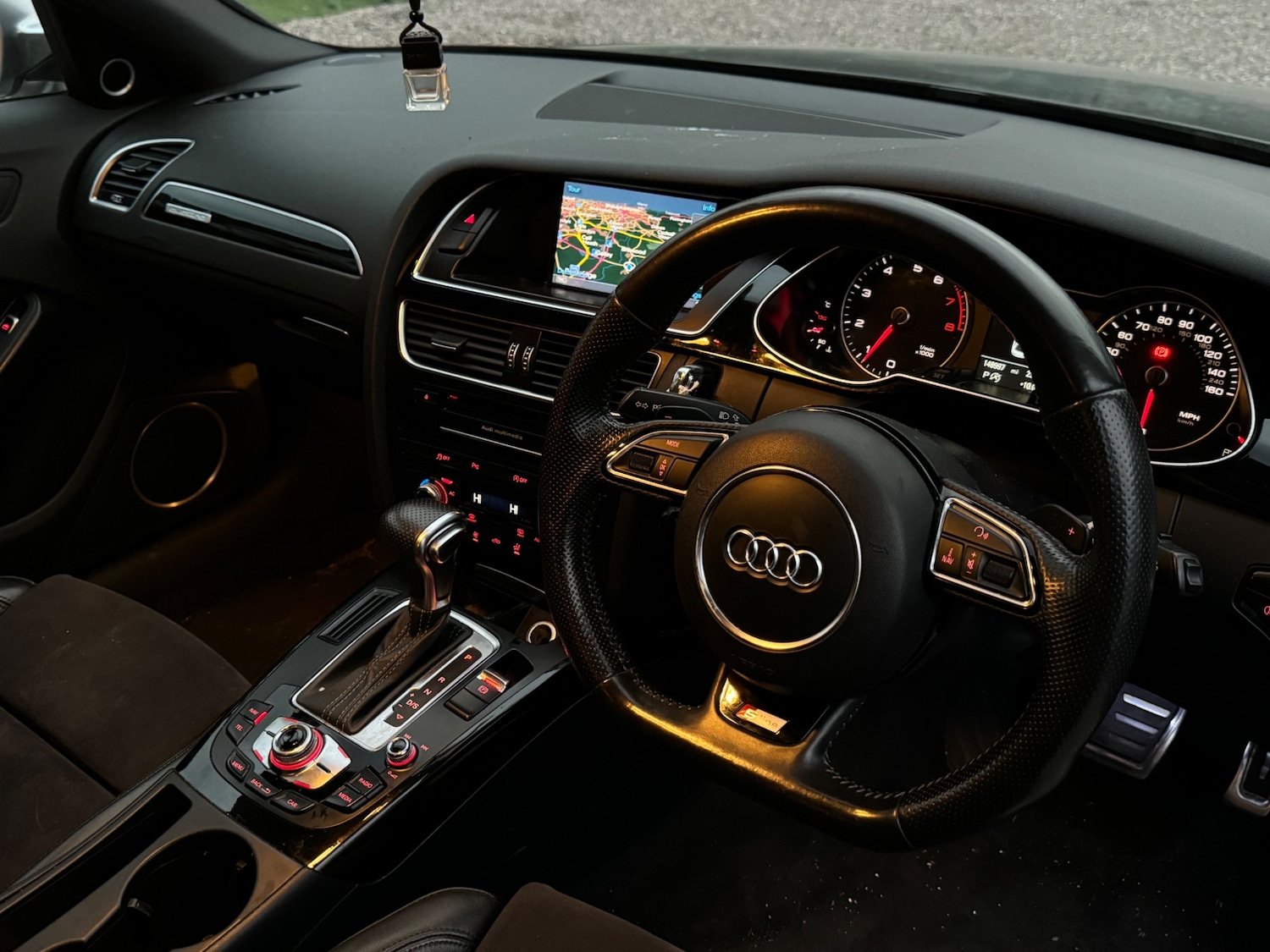 Used Audi A4 2014 for sale - 78202498: Photo 8