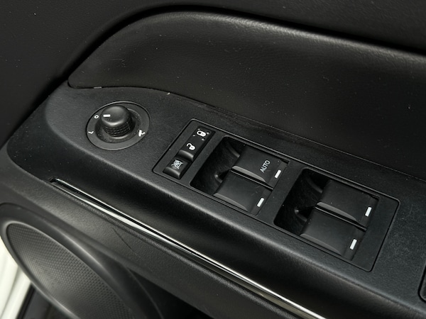 Used Jeep Compass 2013 for sale - 76347451: Photo 24