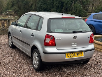 Used Volkswagen Polo 2004 for sale - 77349805: Photo