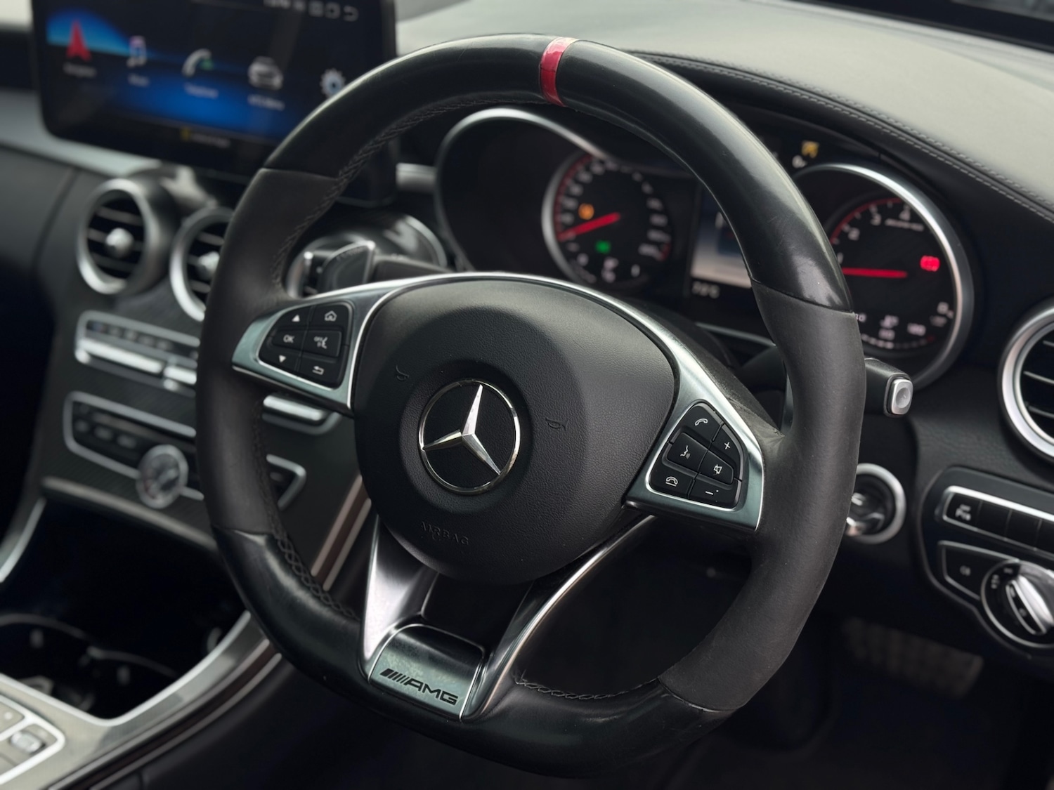 Used Mercedes-Benz C Class 2015 for sale - 77311511: Photo 8