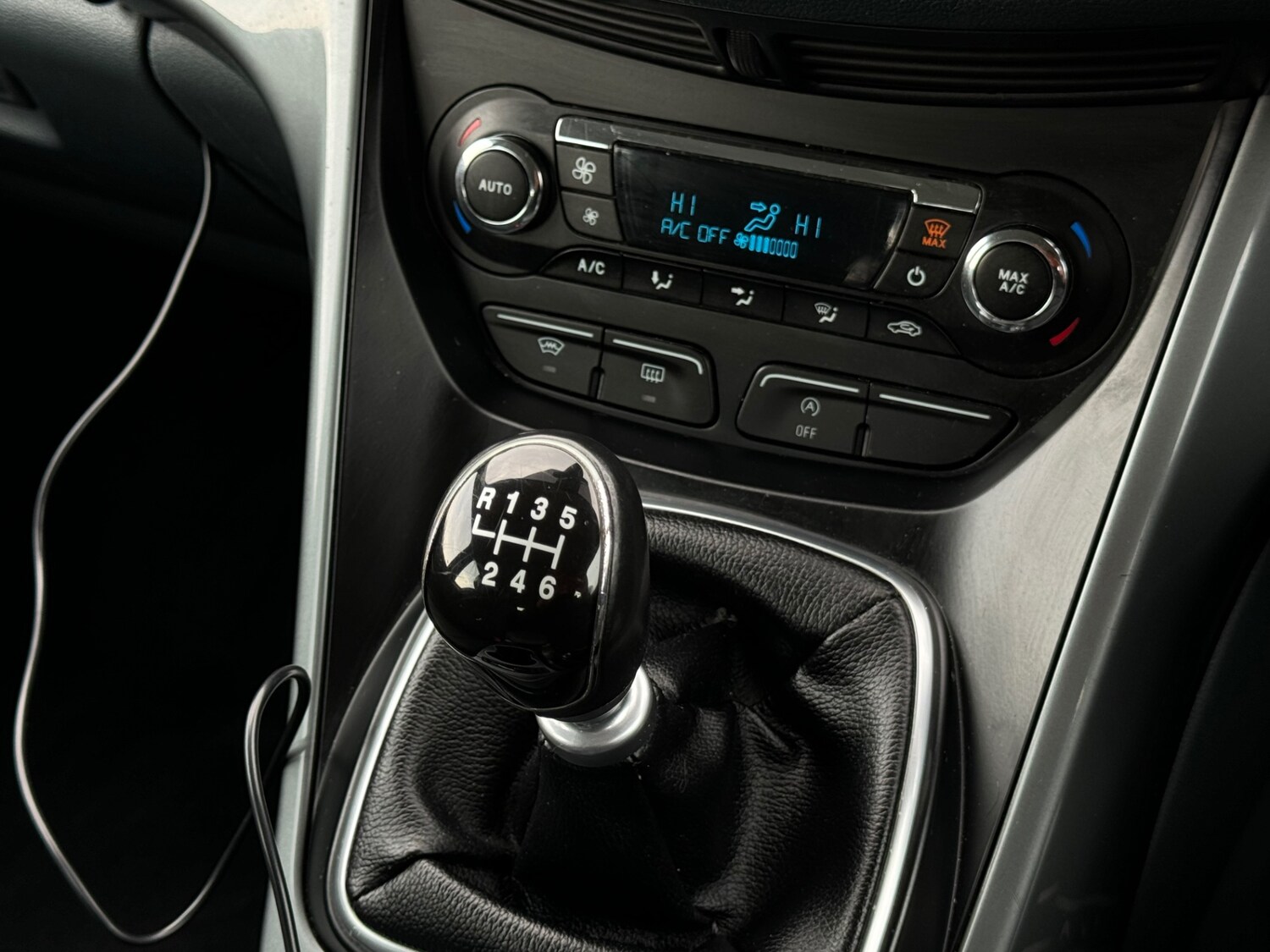 Used Ford C-Max 2013 for sale - 77981348: Photo 21