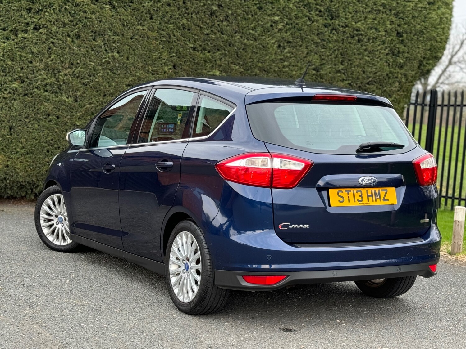 Used Ford C-Max 2013 for sale - 77981348: Photo 6