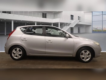Used Hyundai i30 2009 for sale - 76548080: Photo
