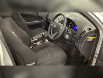 Used Hyundai i30 2009 for sale - 76548080: Photo