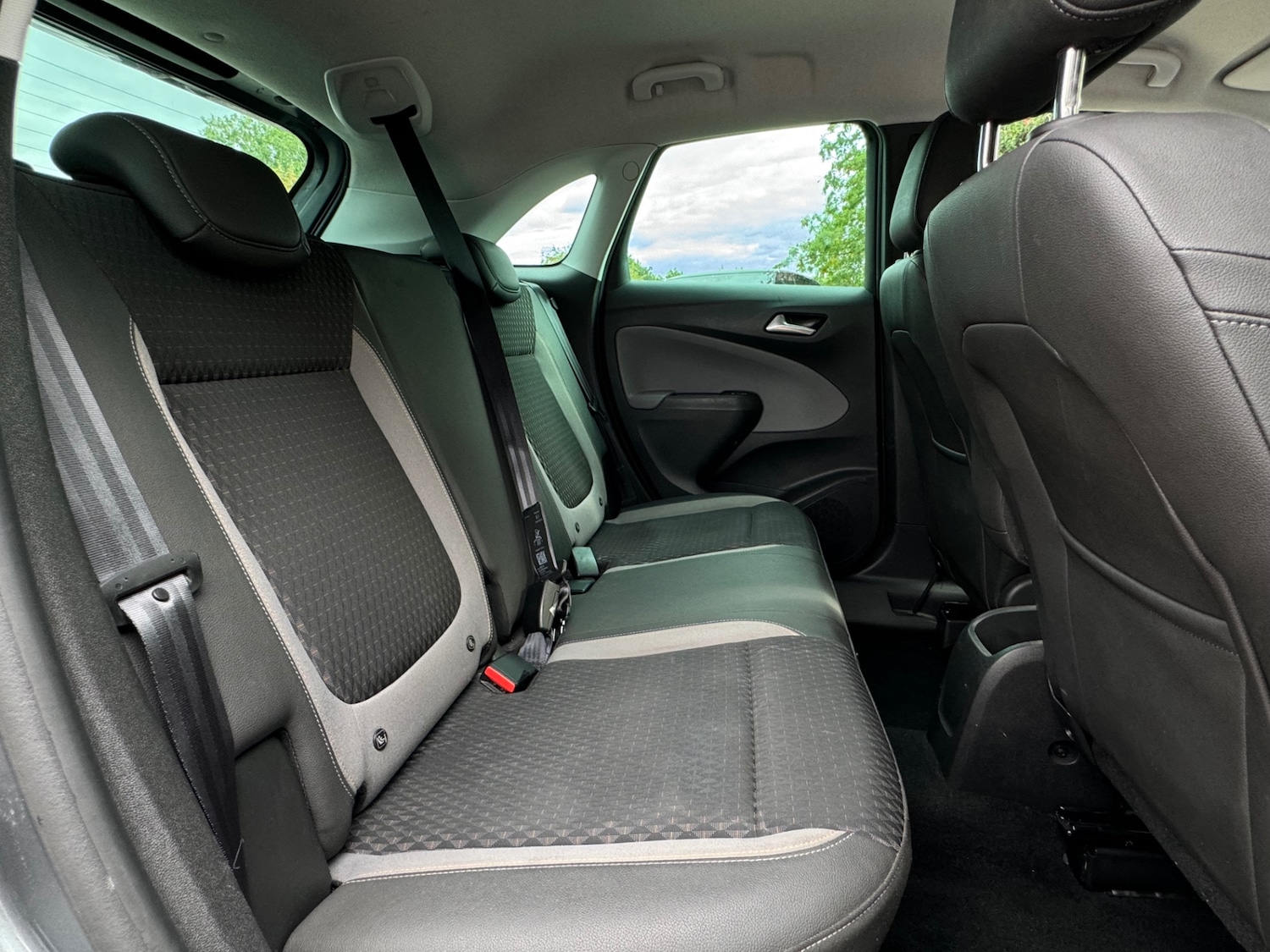 Used Vauxhall Crossland X 2018 for sale - 77332362: Photo 10