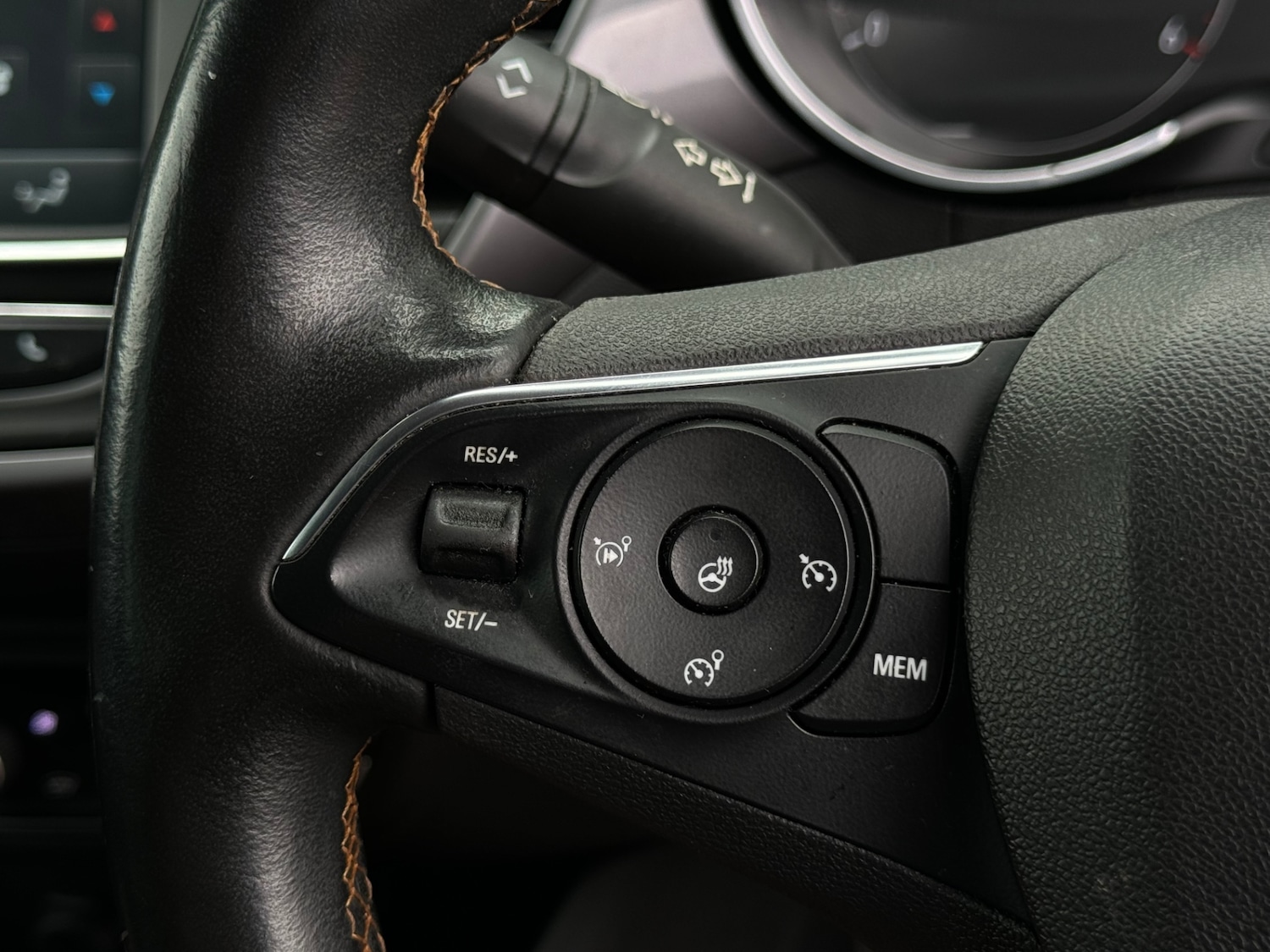 Used Vauxhall Crossland X 2018 for sale - 77332362: Photo 14