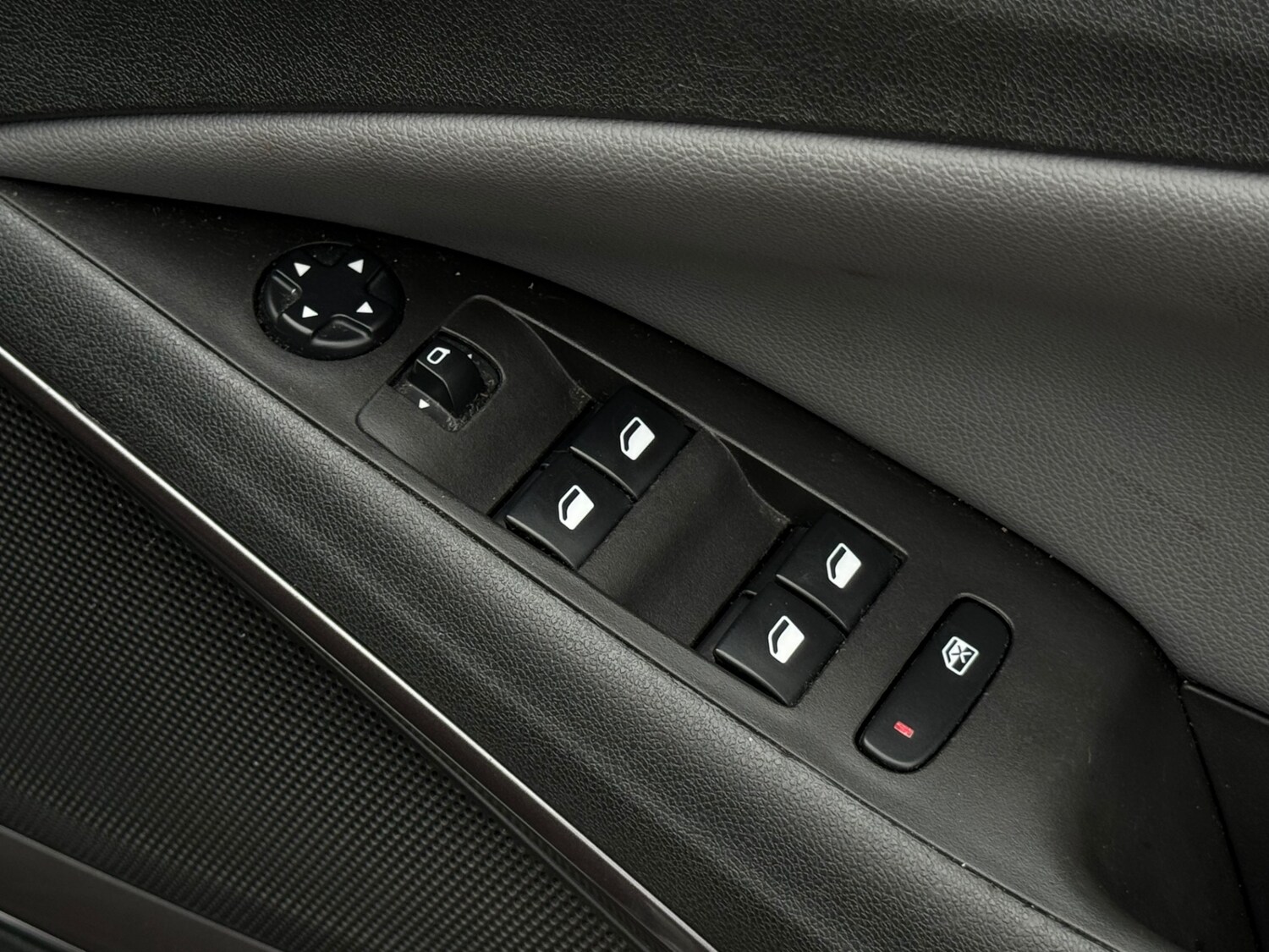 Used Vauxhall Crossland X 2018 for sale - 77332362: Photo 24