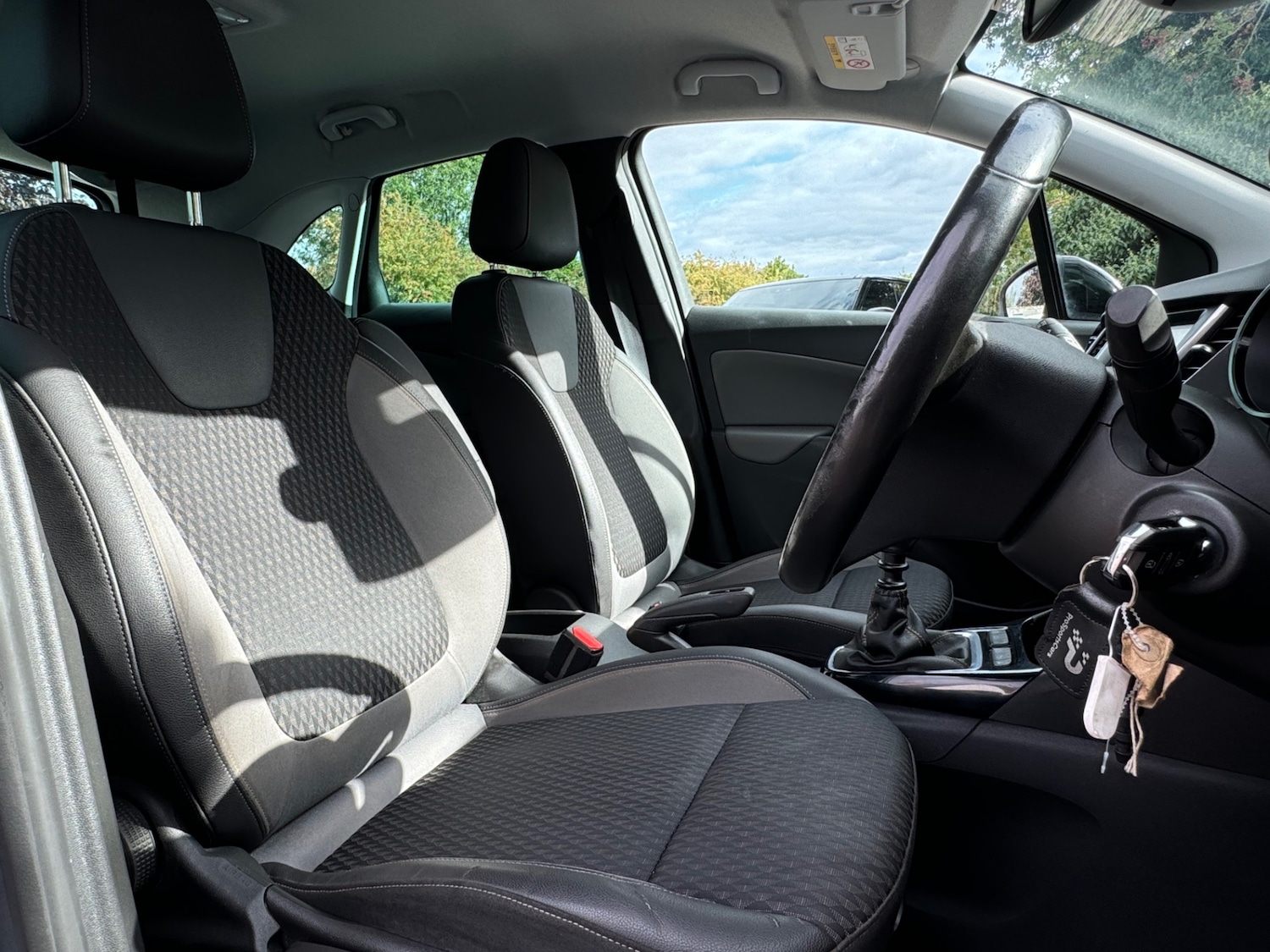 Used Vauxhall Crossland X 2018 for sale - 77332362: Photo 8