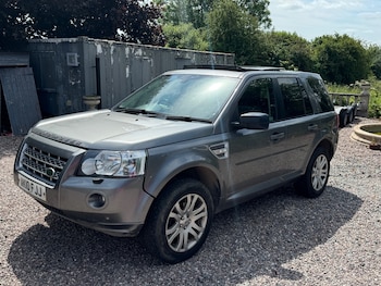 Used Land Rover Freelander 2010 for sale - 75767462: Photo