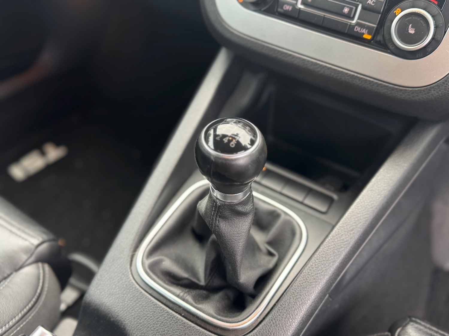 Used Volkswagen Scirocco 2010 for sale - 77172975: Photo 12