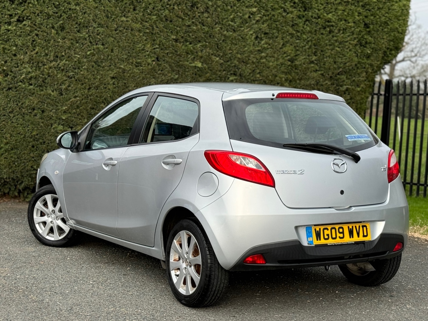 Used Mazda Mazda2 2009 for sale - 77981239: Photo 3