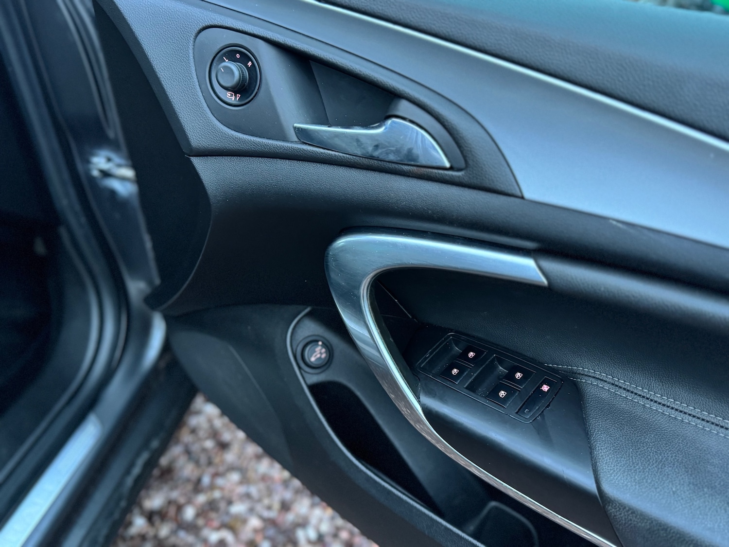 Used Vauxhall Insignia 2010 for sale - 77179557: Photo 21