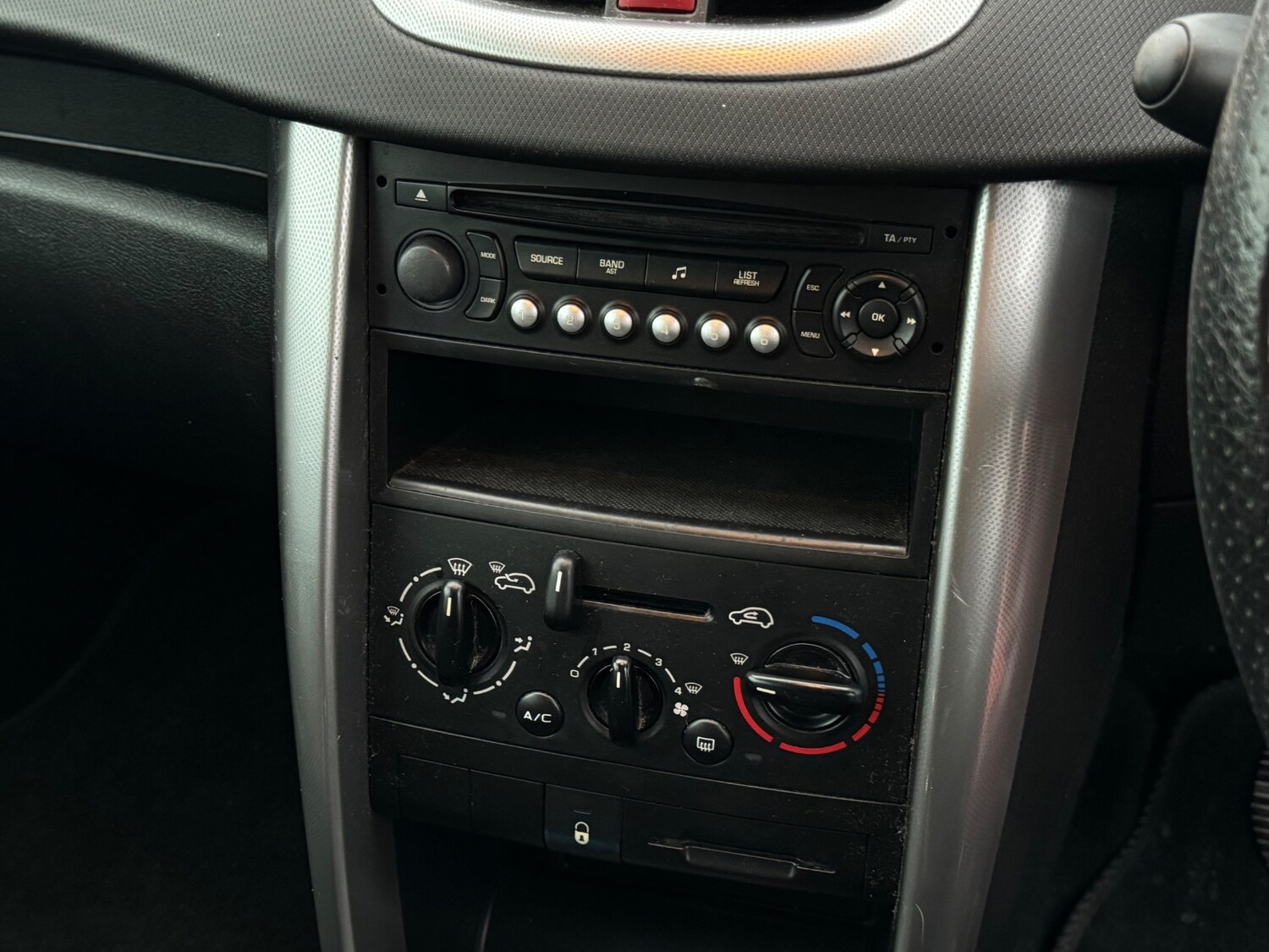 Used Peugeot 207 2008 for sale - 77620307: Photo 13