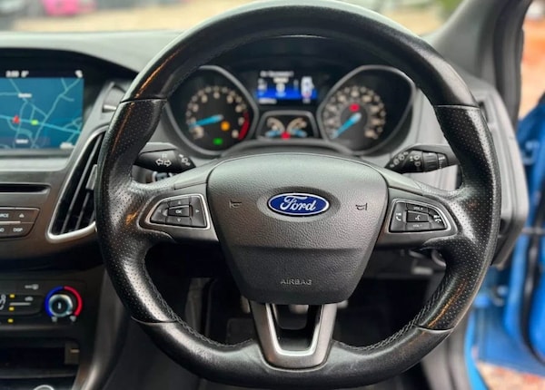 Used Ford Focus 2017 for sale - 76035280: Photo 6
