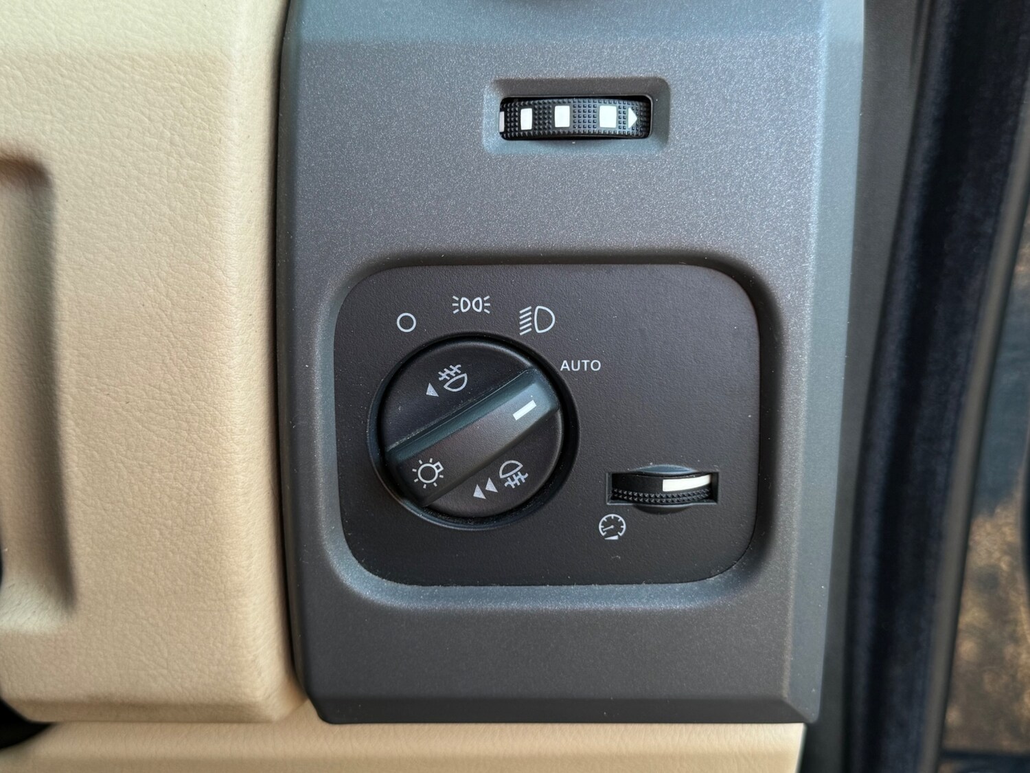 Used Land Rover Discovery 3 2006 for sale - 76898194: Photo 24