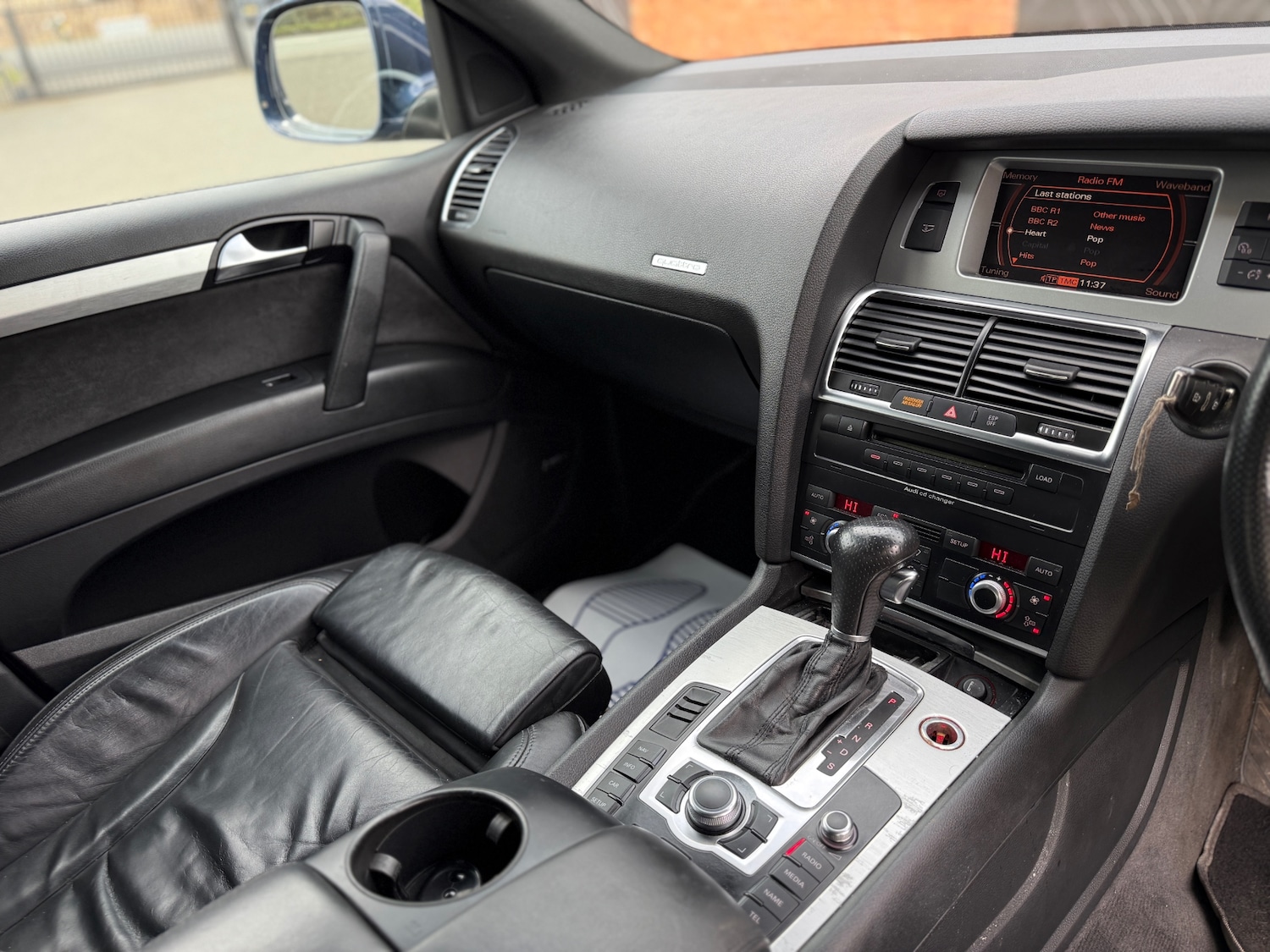 Used Audi Q7 2009 for sale - 76079945: Photo 11