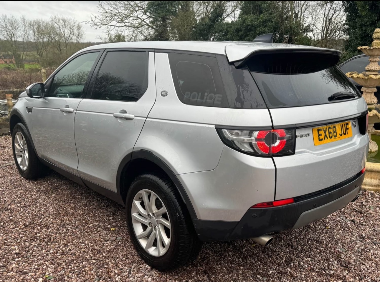 Used Land Rover Discovery 2019 for sale - 76017618: Photo 4