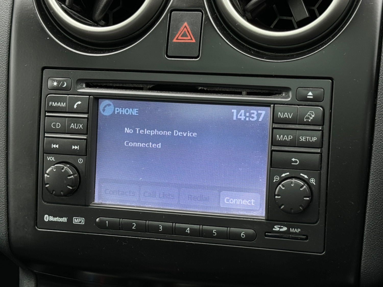 Used Nissan Qashqai 2010 for sale - 76178128: Photo 17