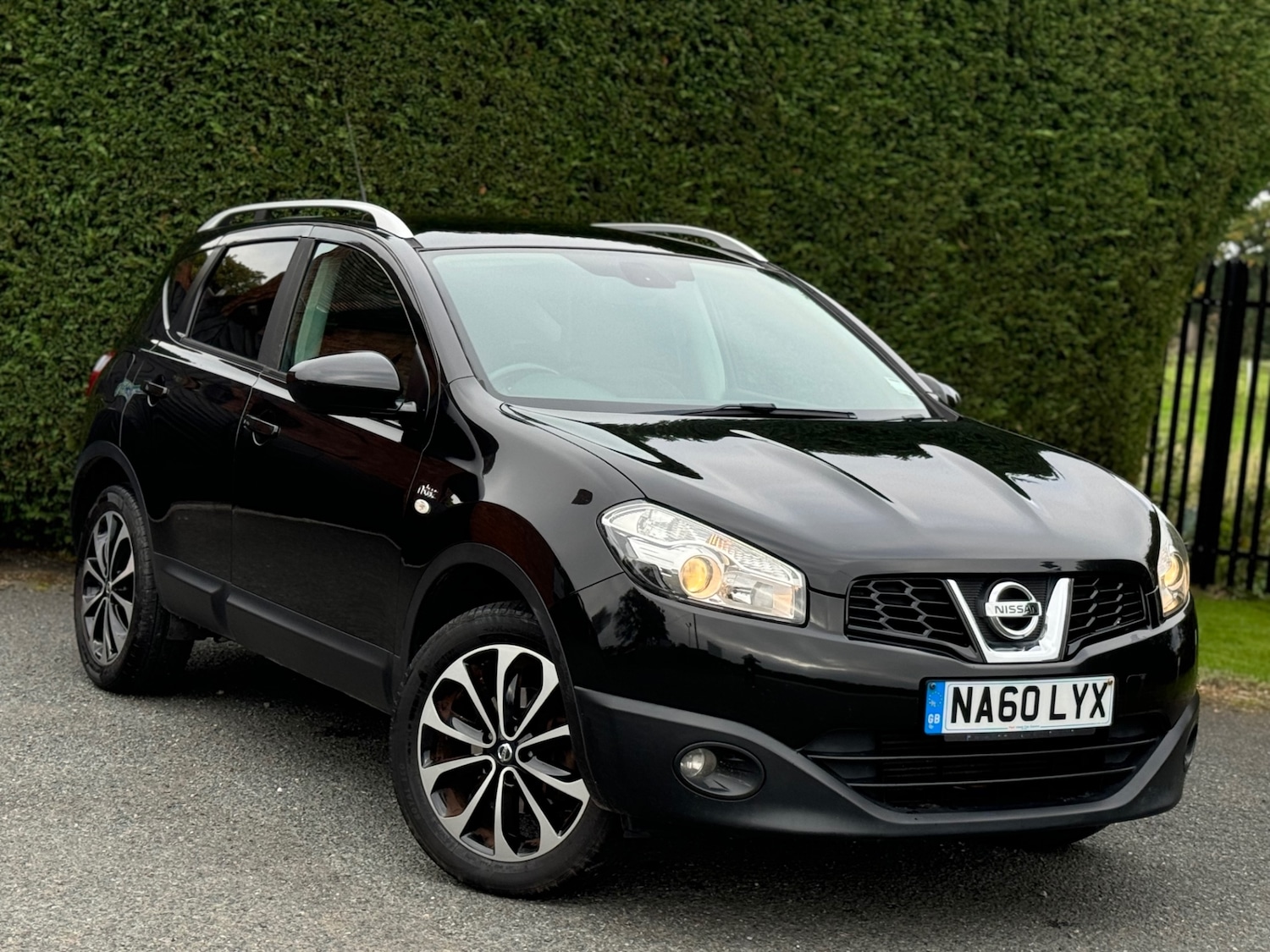 Used Nissan Qashqai 2010 for sale - 76178128: Photo 2