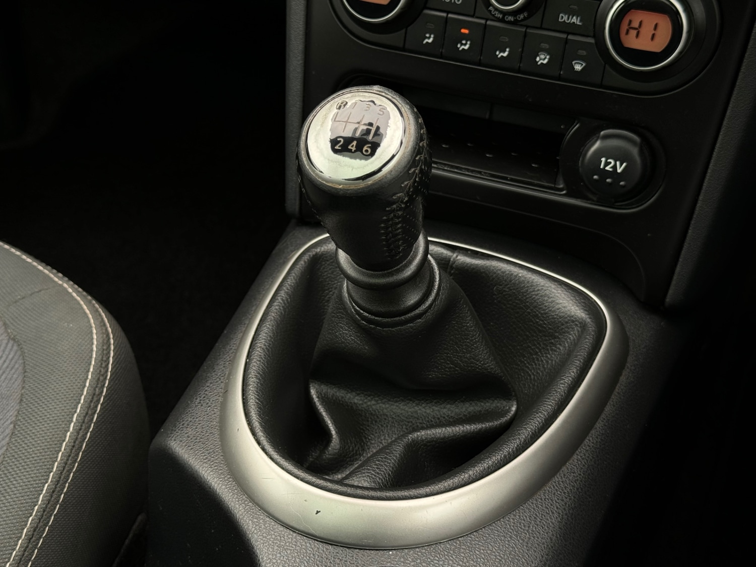 Used Nissan Qashqai 2010 for sale - 76178128: Photo 20