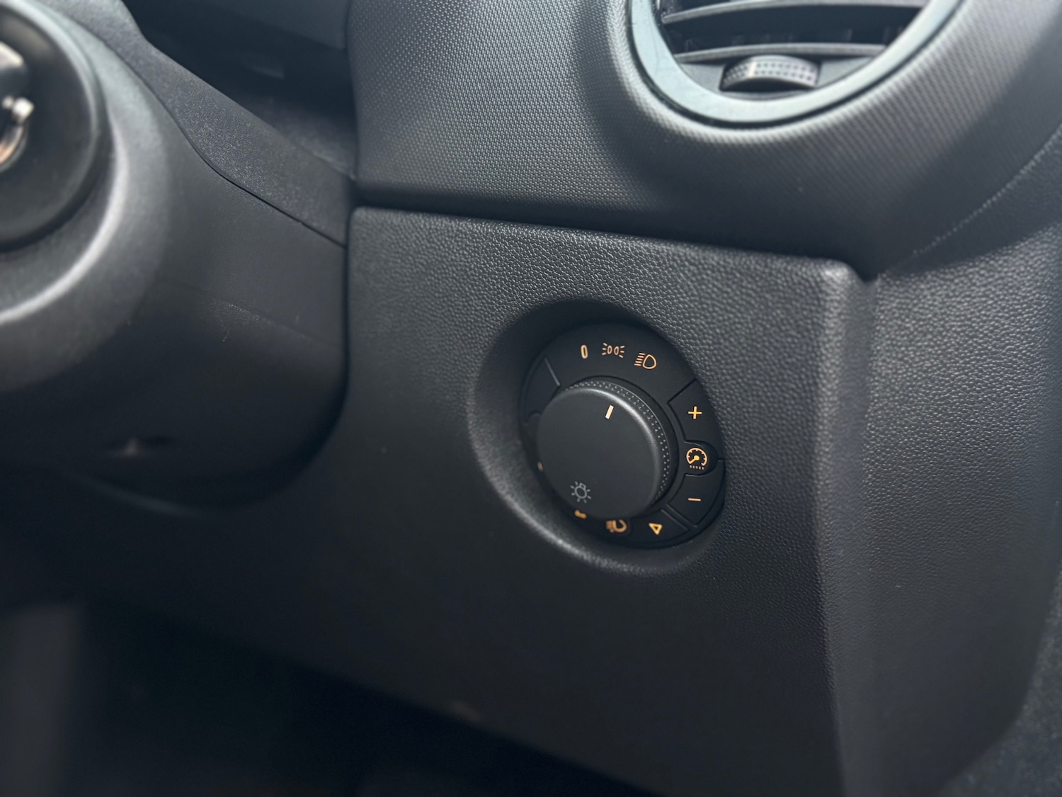 Used Vauxhall Corsa 2008 for sale - 77979878: Photo 14