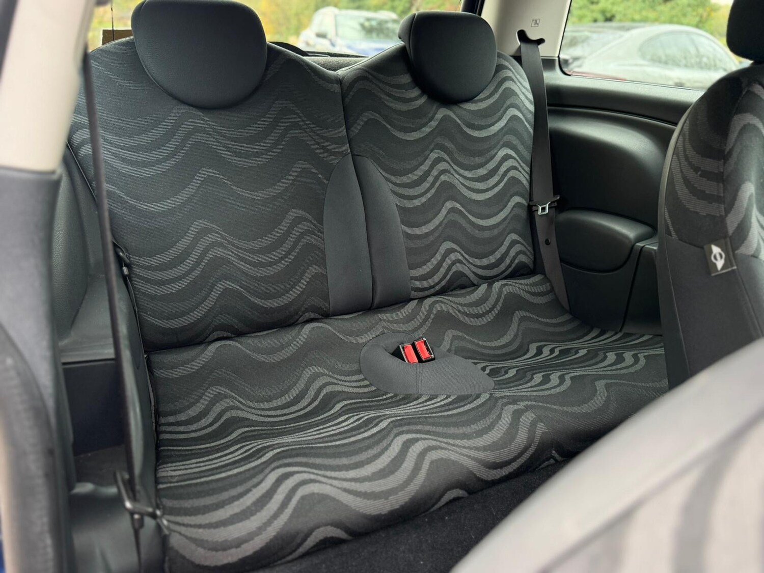 Used MINI Hatch 2002 for sale - 76431768: Photo 15