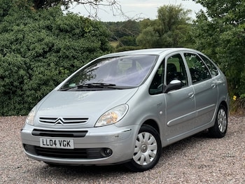 2004 (04) - 2.0i 16V Exclusive 5dr Auto