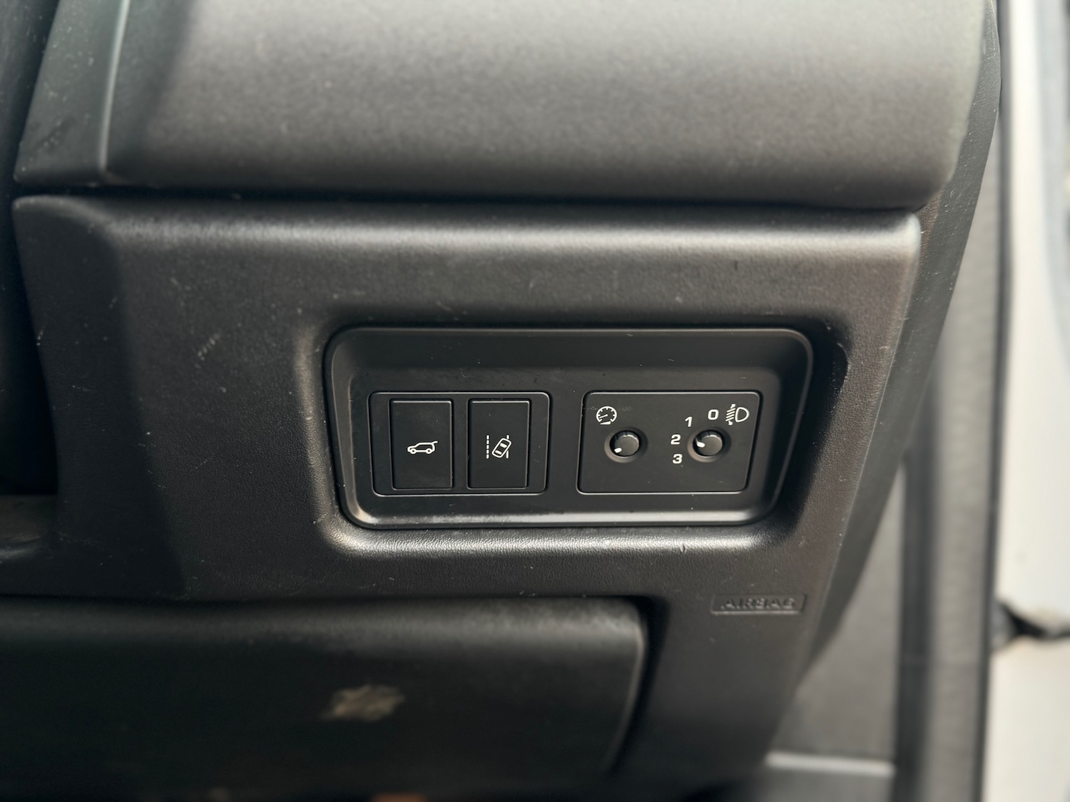 Used Land Rover Discovery 2025 for sale - 77258949: Photo 14