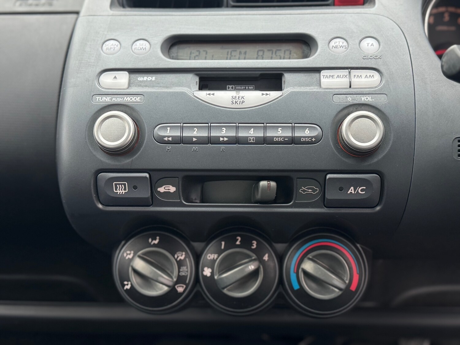 Used Honda Jazz 2002 for sale - 77417512: Photo 13