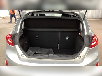 Used Ford Fiesta 2018 for sale - 78742677: Photo