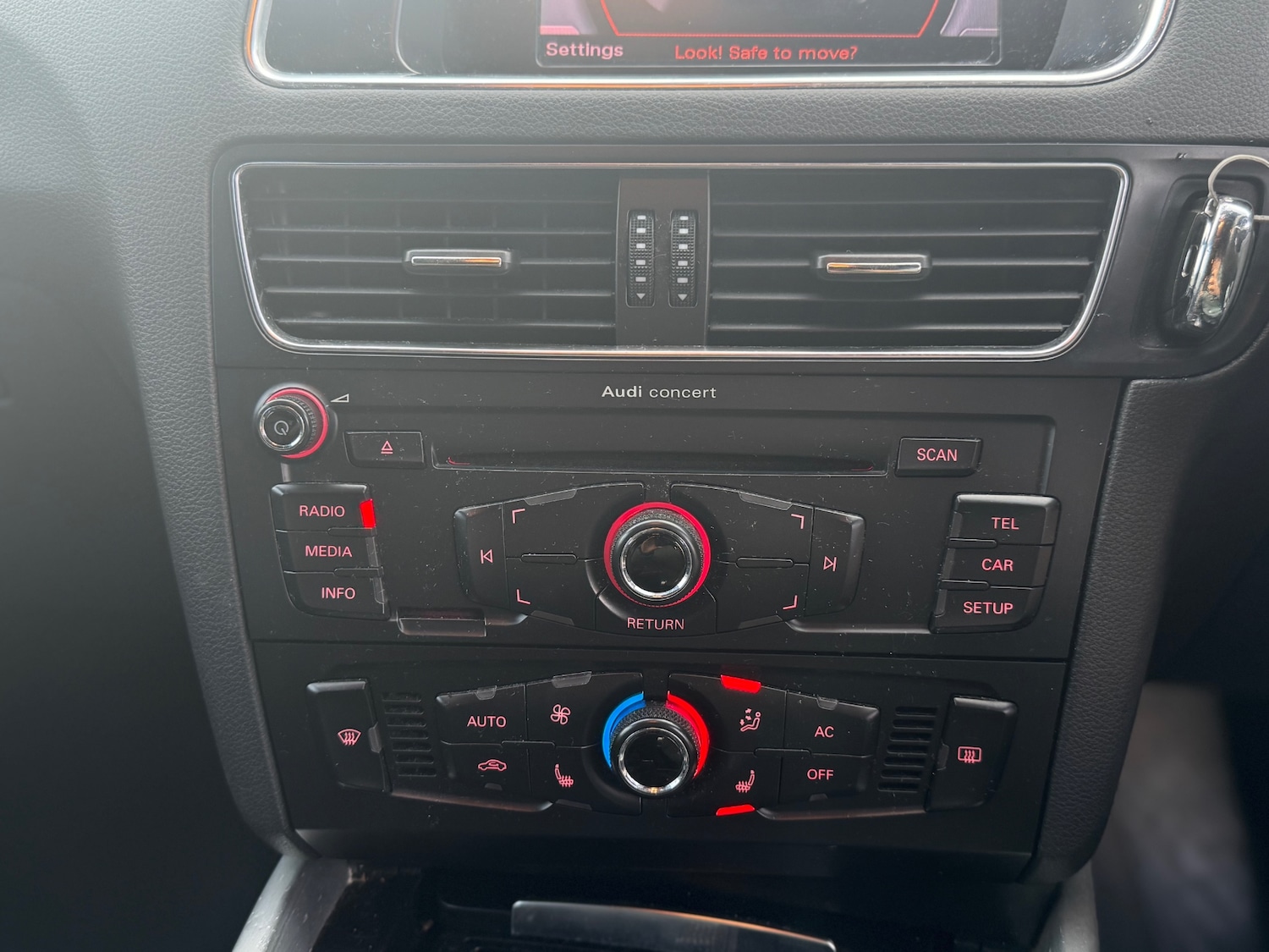 Used Audi Q5 2009 for sale - 77318493: Photo 14