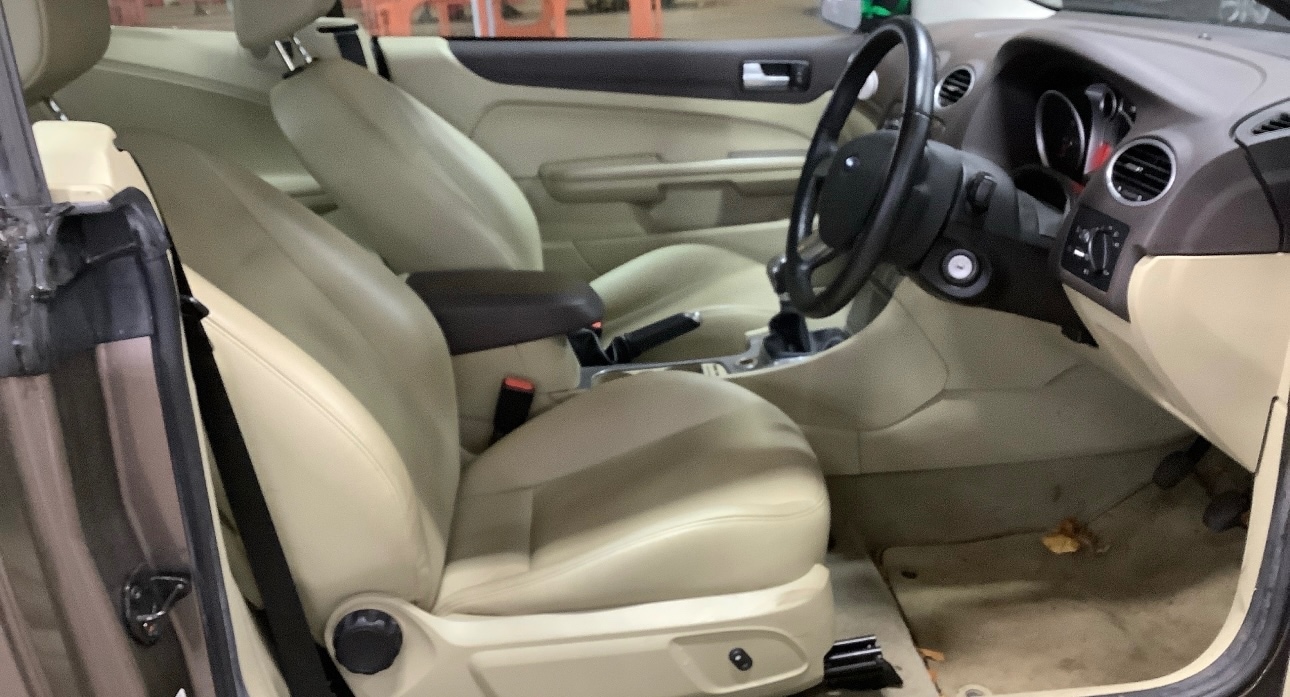 Used Ford Focus CC 2008 for sale - 76646366: Photo 4