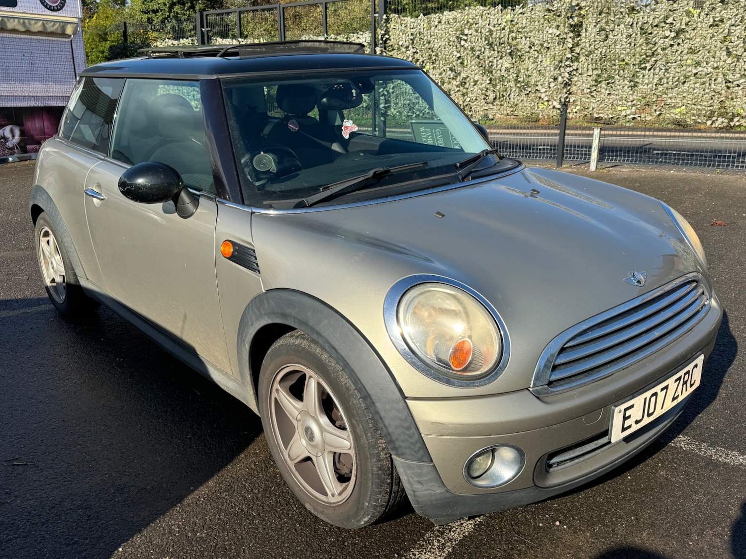 Used MINI Hatch 2007 for sale - 76375400: Photo 2